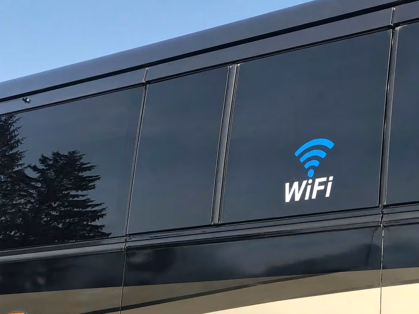 apache junction 18 passenger minibus wifi