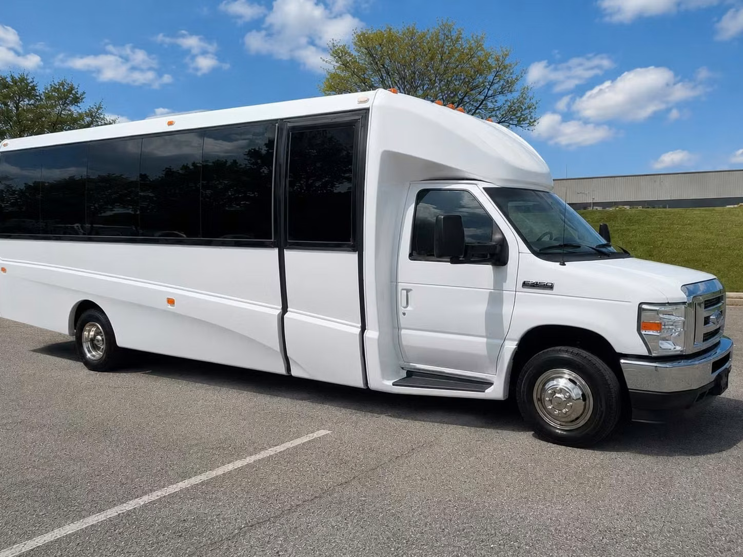 apache junction 20 passenger minibus rental
