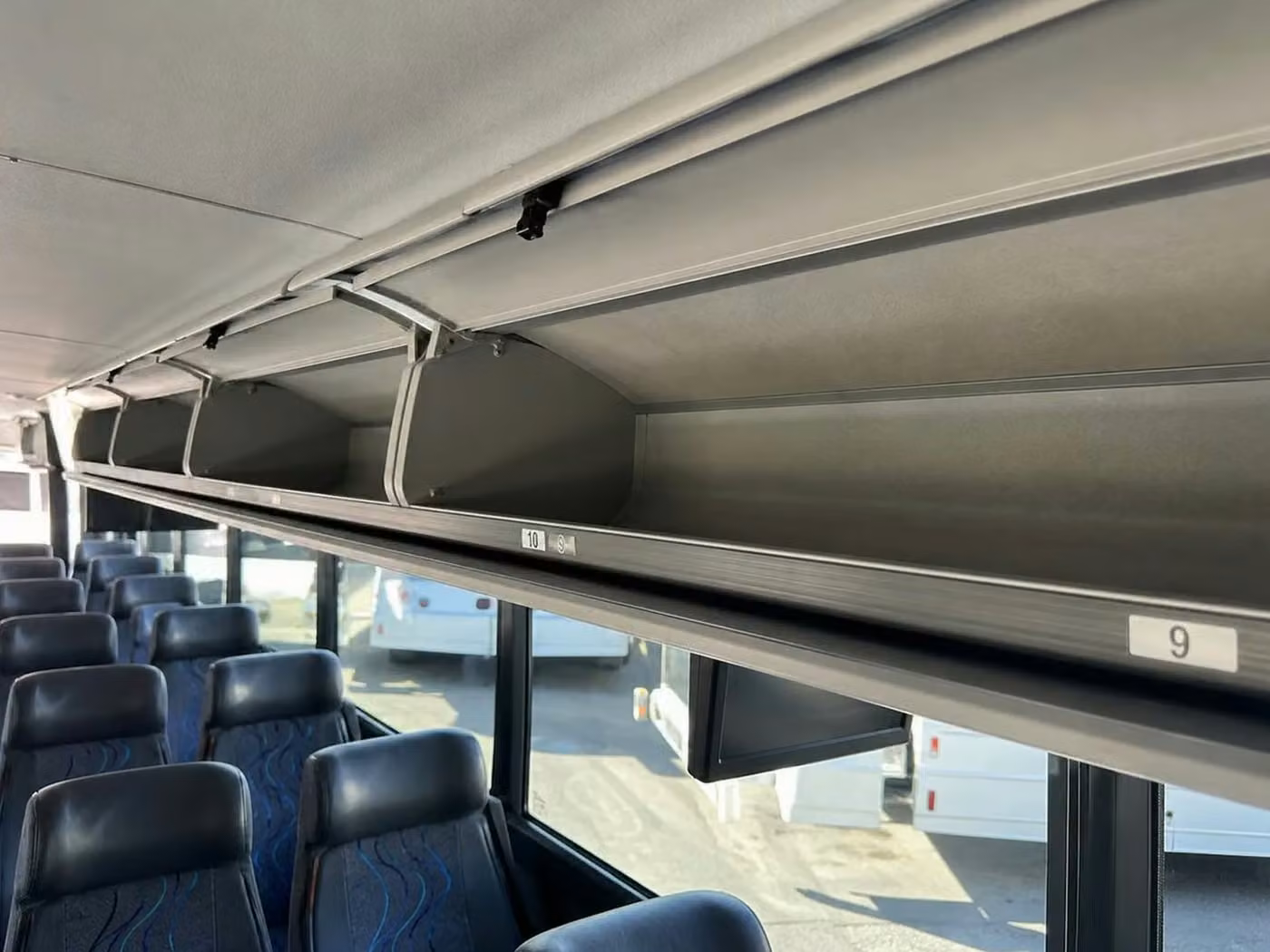 apache junction 25 passenger minibus overhead storage