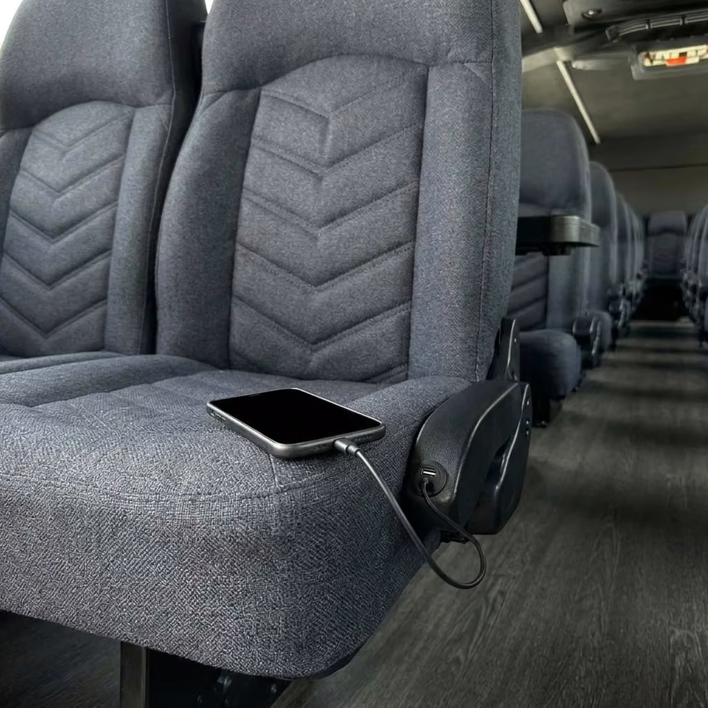 apache junction 25 passenger minibus usb charging