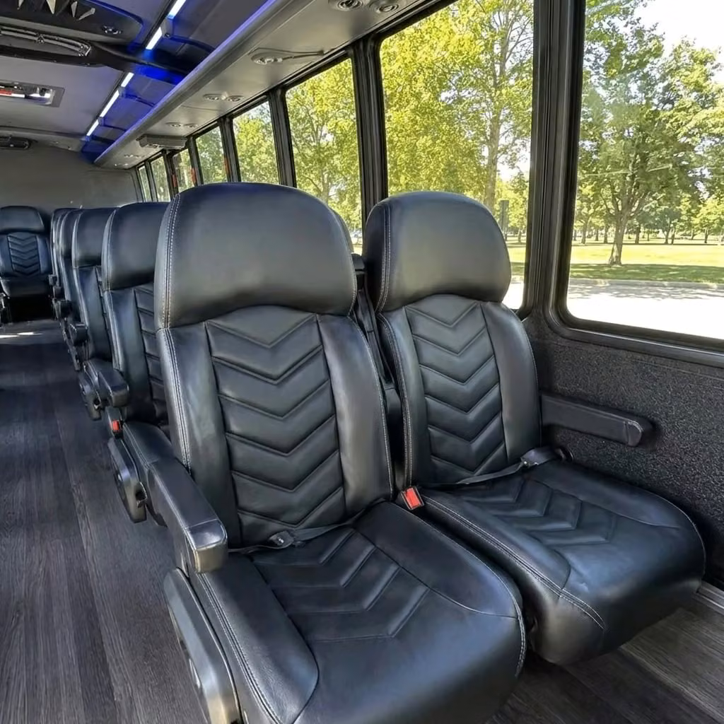 apache junction 28 passenger minibus seating