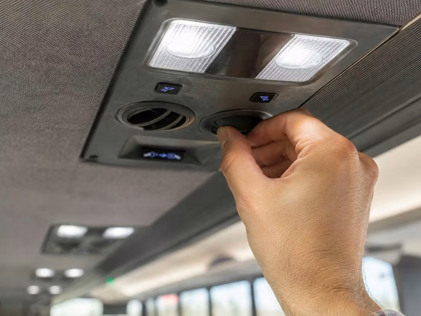 apache junction 35 passenger minibus air conditioning
