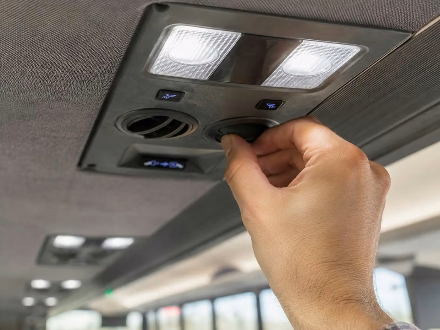 apache junction 56 passenger charter bus air conditioning