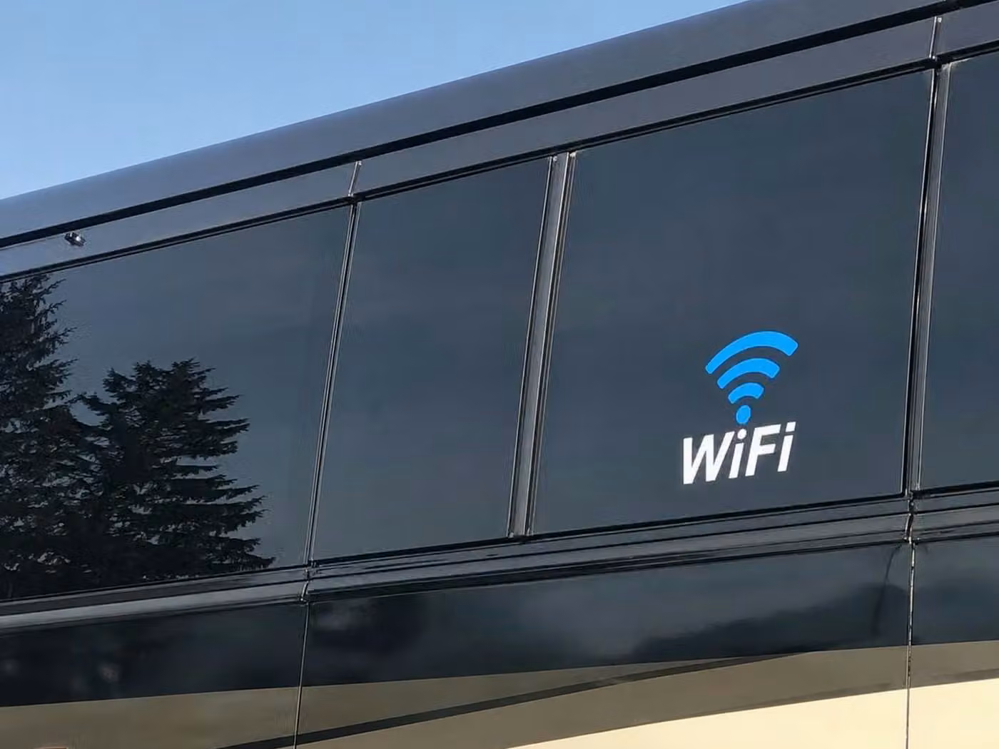 apache junction 56 passenger charter bus wifi
