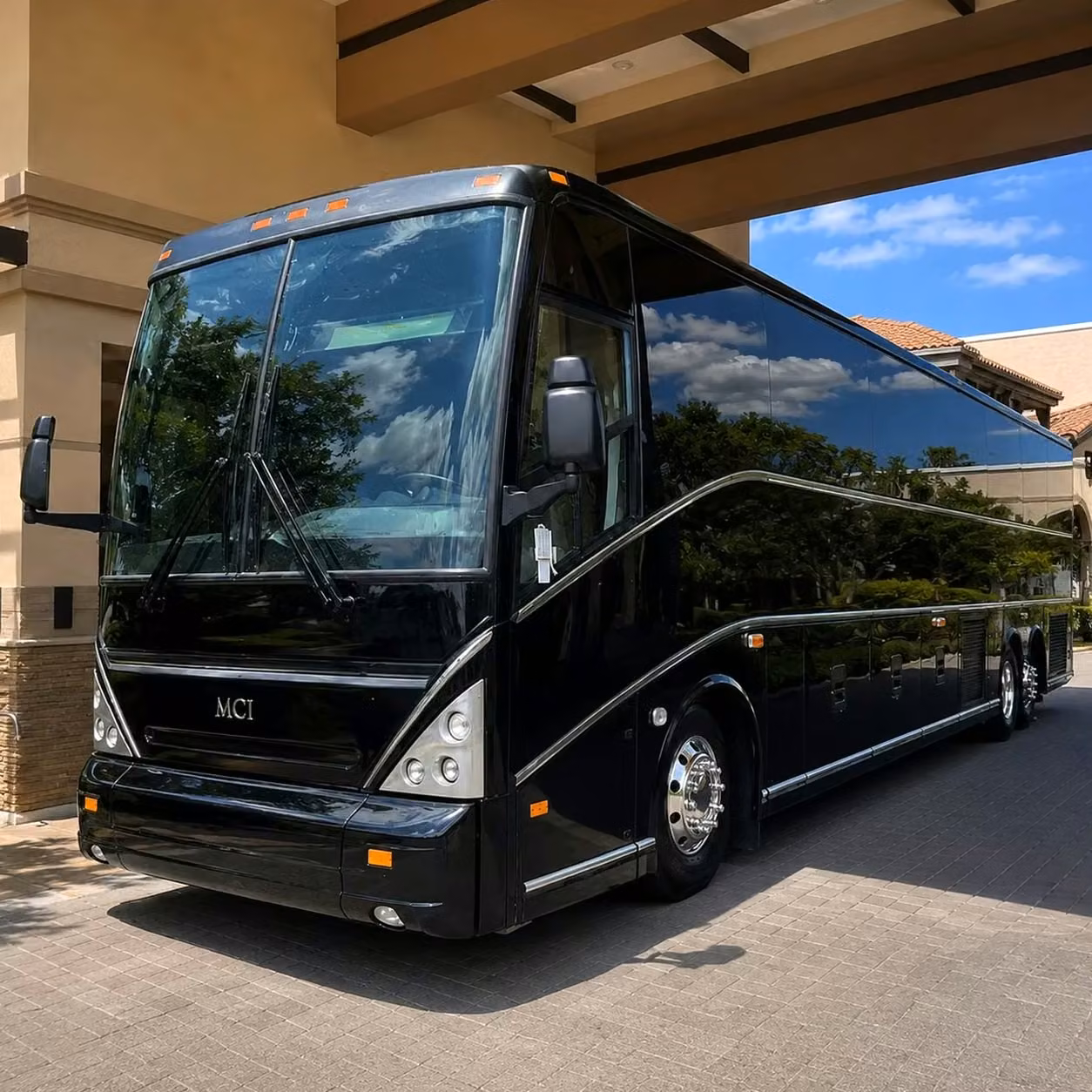 apache junction hourly full day and multi stop private bus packages in apache junction
