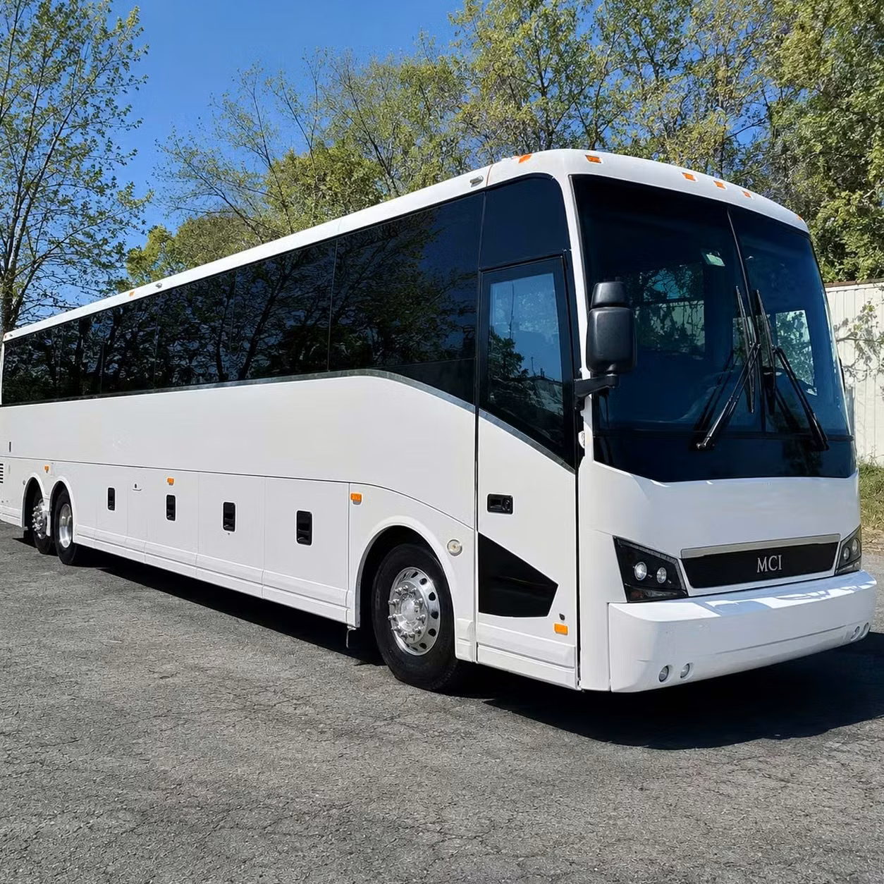 apache junction on schedule shuttle buses for off site meetings and breakout sessions